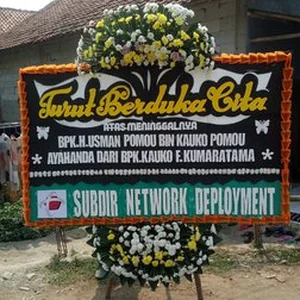 TOKO BUNGA KARACAK